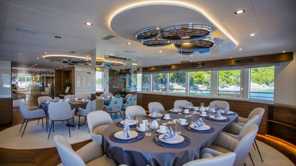 Life yacht charter Croatia