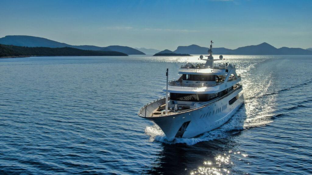 Life yacht charter Croatia