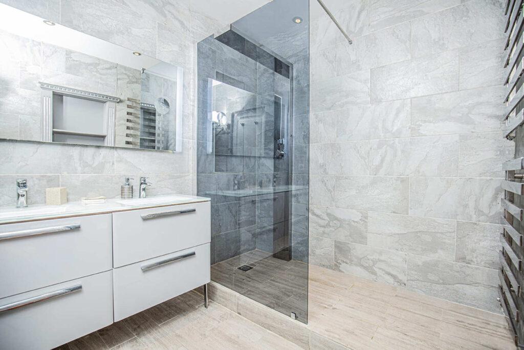 Luxury interior bedroom at Villa Cap Élan, Cap d'Antibes