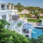 Outdoor lounge area and heated pool at Villa Cap Élan, Cap d'Antibes, Côte d'Azur