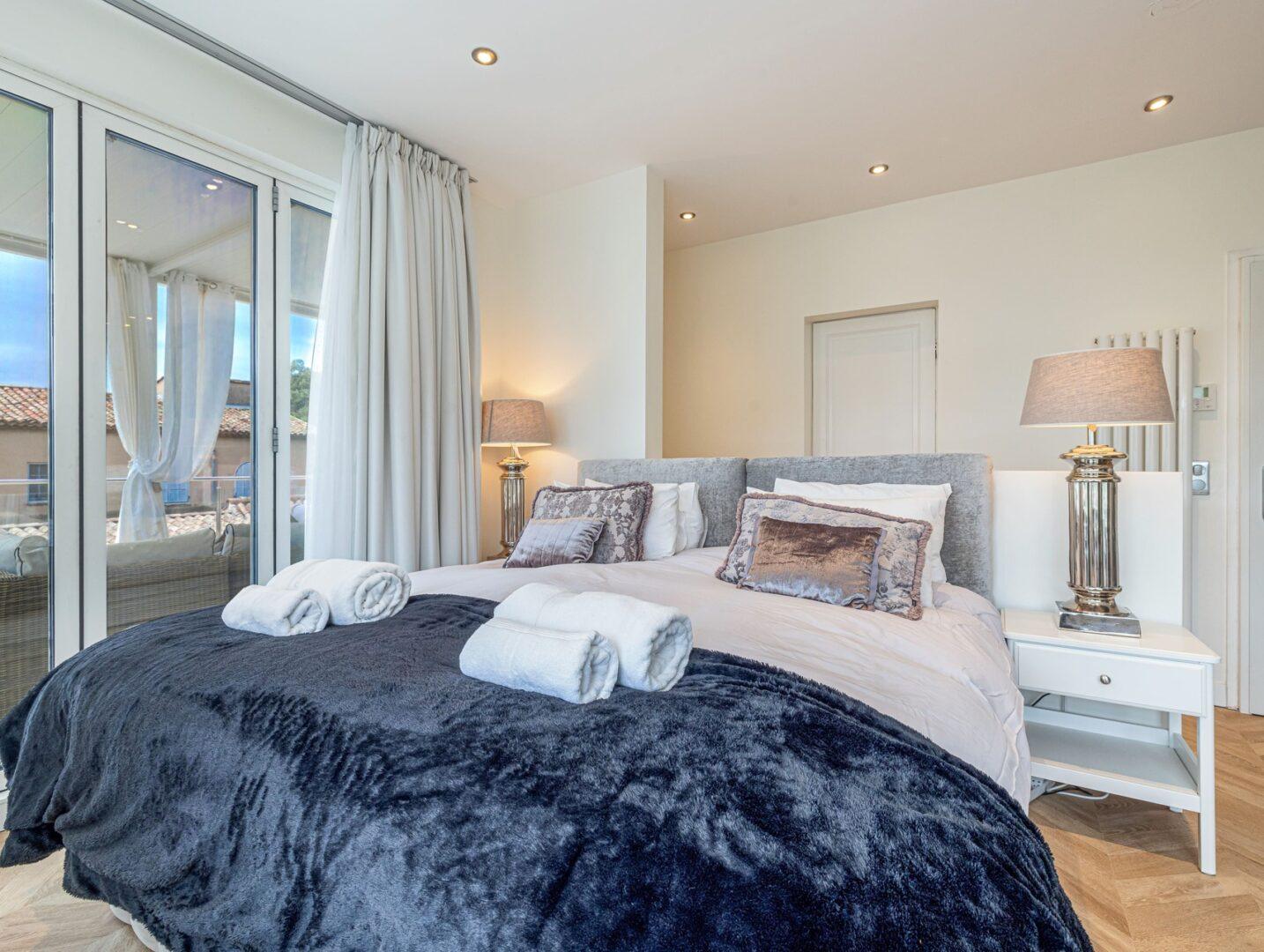 Luxury interior bedroom at Villa Cap Élan, Cap d'Antibes