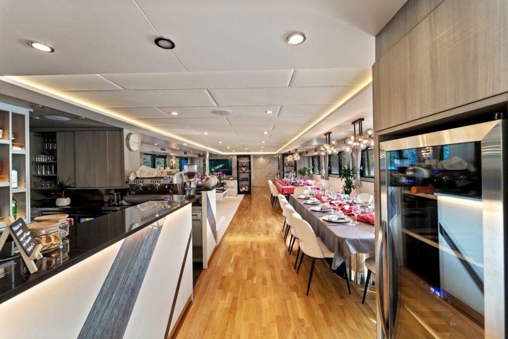 Free Spirit piano salon formal dining 24 guests Croatia superyacht