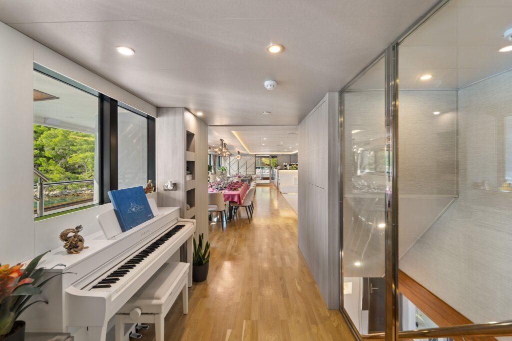 Free Spirit piano salon formal dining 24 guests Croatia superyacht
