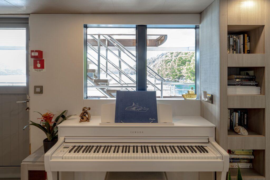 Free Spirit piano salon formal dining 24 guests Croatia superyacht